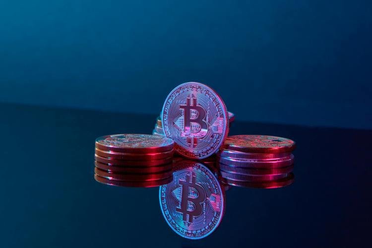 Bitcoin Re-Enters Profit Zone As Greed Rises, But Rally To $200,000 Still Possible